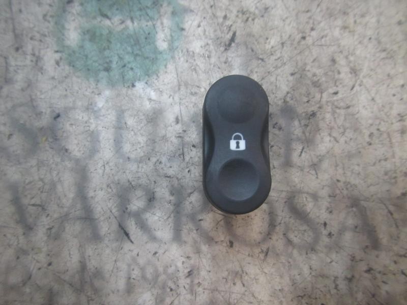 Recambio de modulo electronico para dacia sandero 1.2 16v cat referencia OEM IAM 8200870250  