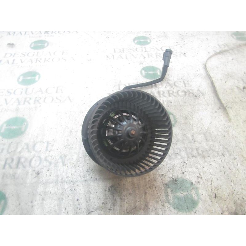 Recambio de motor calefaccion para dacia sandero 1.2 16v cat referencia OEM IAM 272106020R  