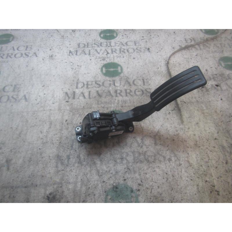 Recambio de potenciometro pedal para dacia sandero 1.2 16v cat referencia OEM IAM 6001548477  