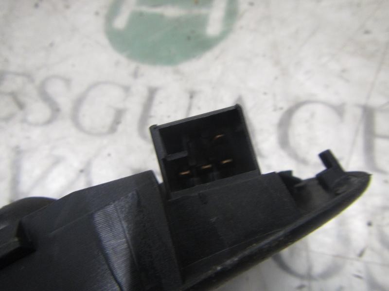 Recambio de maneta interior delantera derecha para volkswagen passat berlina (3b2) comfortline referencia OEM IAM   