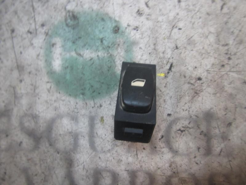 Recambio de mando elevalunas trasero izquierdo para peugeot 307 berlina (s2) xt referencia OEM IAM   