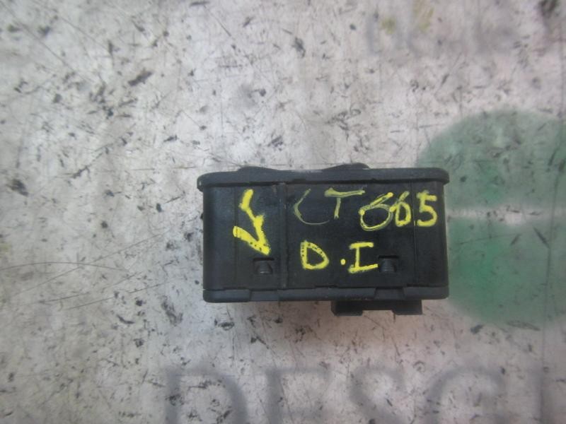 Recambio de mando elevalunas delantero izquierdo para opel zafira a 2.0 dti referencia OEM IAM   