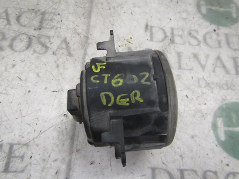 Recambio de faro antiniebla derecho para renault scenic ii confort dynamique referencia OEM IAM   