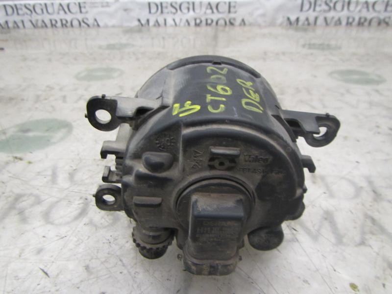 Recambio de faro antiniebla derecho para renault scenic ii confort dynamique referencia OEM IAM   