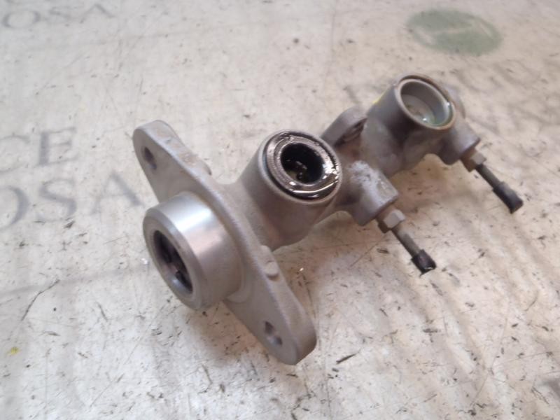 Recambio de bomba freno para honda jazz (gd1/5) 1.4 ls referencia OEM IAM 46100SAAG61  