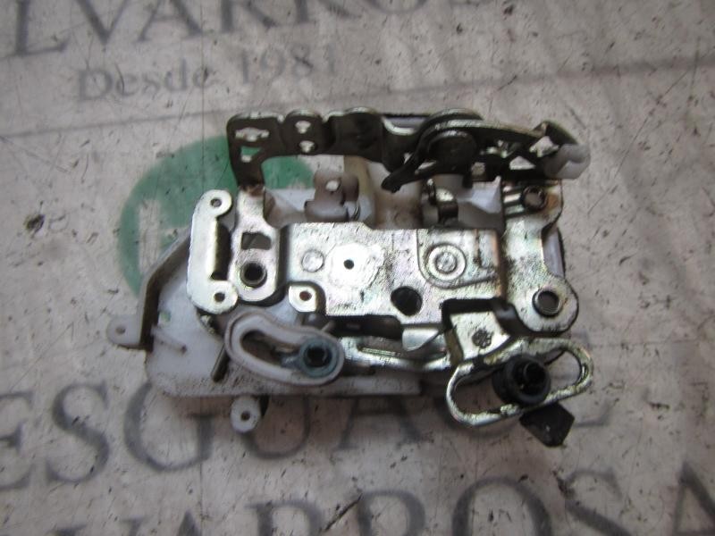 Recambio de cerradura puerta delantera izquierda para honda jazz (gd1/5) 1.4 ls referencia OEM IAM 72150SAAG22  