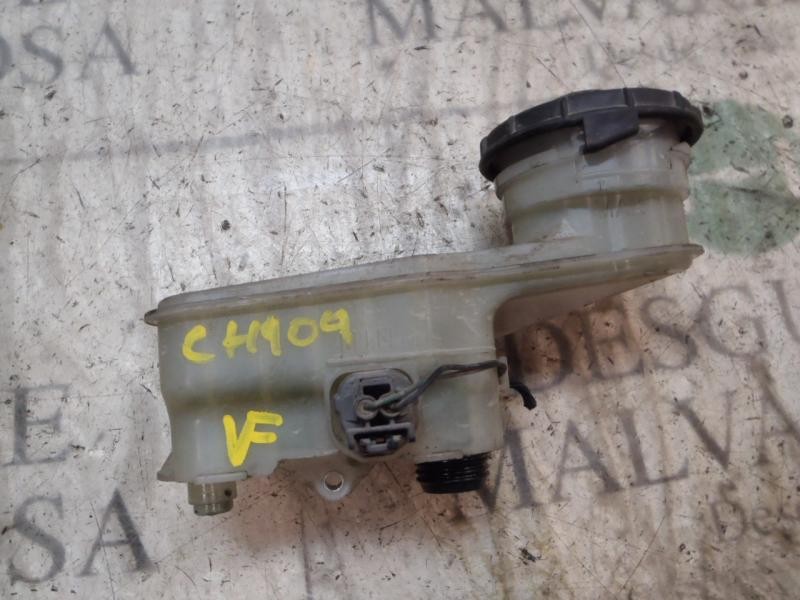 Recambio de deposito servo para honda jazz (gd1/5) 1.4 ls referencia OEM IAM 46661SAAG50  