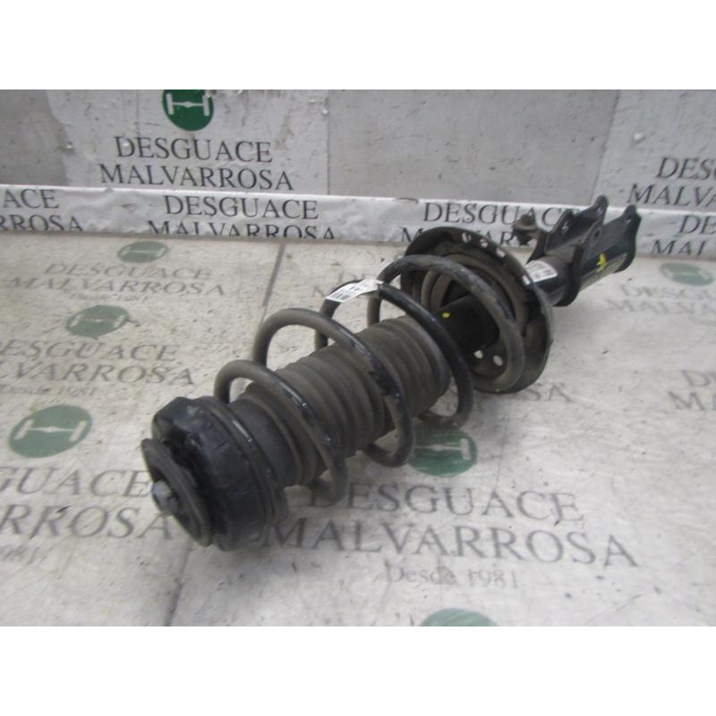 Recambio de amortiguador delantero derecho para chevrolet cruze hatchback 1.6 cat referencia OEM IAM 13331987  