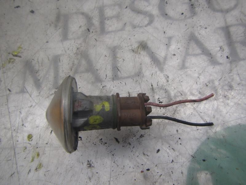 Recambio de piloto lateral derecho para fiat punto berlina (188) 1.2 8v referencia OEM IAM   