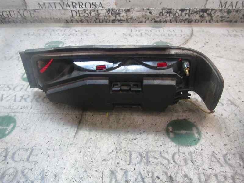 Recambio de piloto trasero izquierdo para peugeot 405 berlina embassy d referencia OEM IAM   