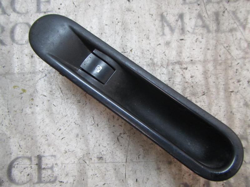 Recambio de mando elevalunas trasero derecho para renault espace iv (jk0) 2.2 dci turbodiesel referencia OEM IAM   