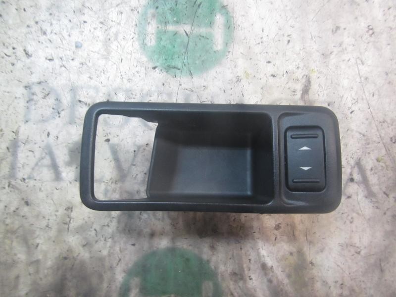 Recambio de mando elevalunas delantero derecho para ford kuga (cbv) trend referencia OEM IAM 1471913  