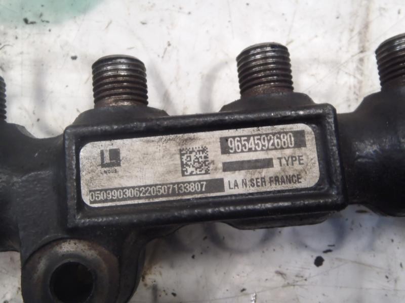 Recambio de rampa inyectora para peugeot 307 break / sw (s1) 1.6 16v hdi referencia OEM IAM   