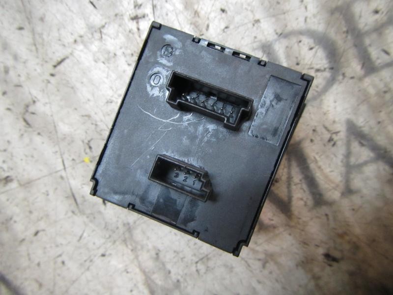 Recambio de warning para bmw serie 3 coupe (e92) 330d referencia OEM IAM 61319196714  