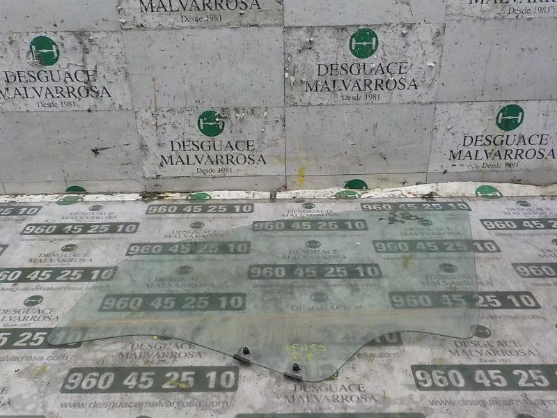 Recambio de cristal puerta delantero izquierdo para dacia sandero 1.6 cat referencia OEM IAM 8200733023  