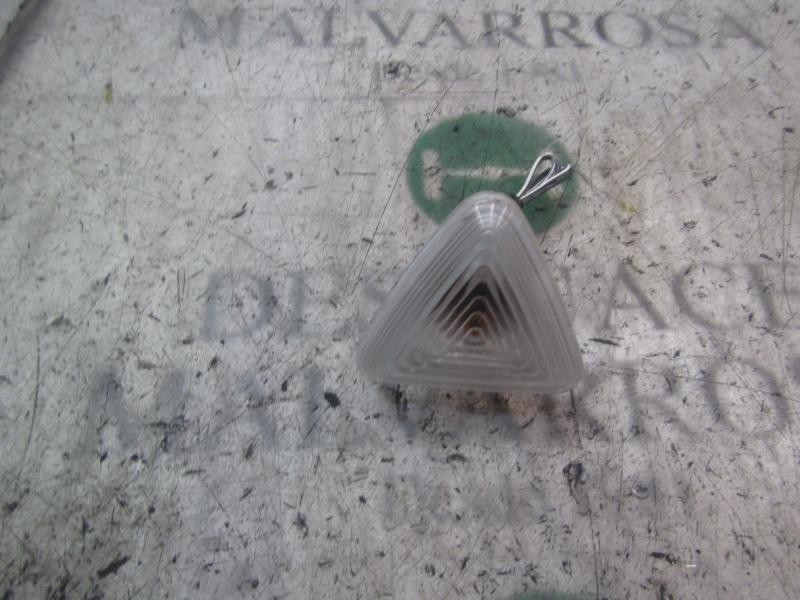 Recambio de piloto lateral derecho para renault kangoo profesional referencia OEM IAM   