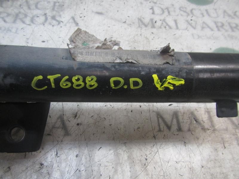 Recambio de amortiguador delantero derecho para seat leon (1p1) stylance / style referencia OEM IAM 1K0413031CT  