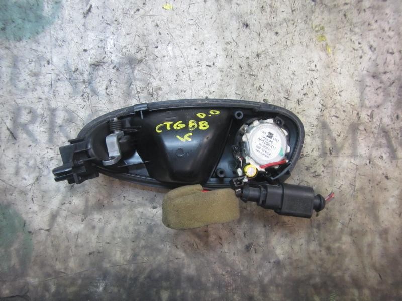 Recambio de maneta interior delantera derecha para seat leon (1p1) stylance / style referencia OEM IAM 5P0837114B1UQ  