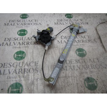 ELEVALUNAS TRASERO DERECHO 