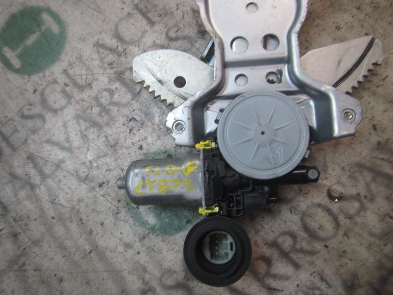 Recambio de elevalunas delantero derecho para suzuki swift berlina (mz) 1.3 16v cat referencia OEM IAM 8340163J50  