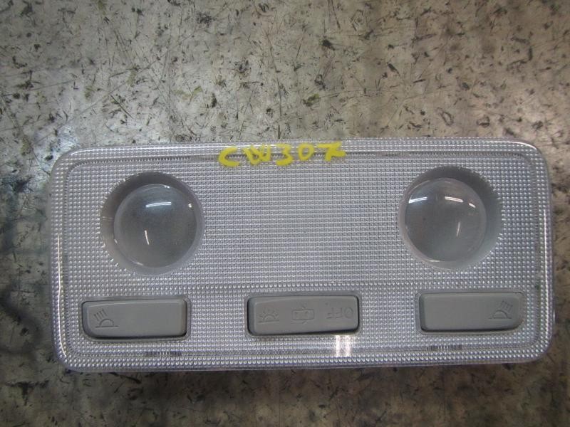 Recambio de piloto interior para toyota yaris 1.0 cat referencia OEM IAM 812600D070B0  