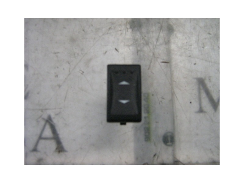 Recambio de mando elevalunas trasero izquierdo para ford mondeo berlina (ge) ambiente referencia OEM IAM   