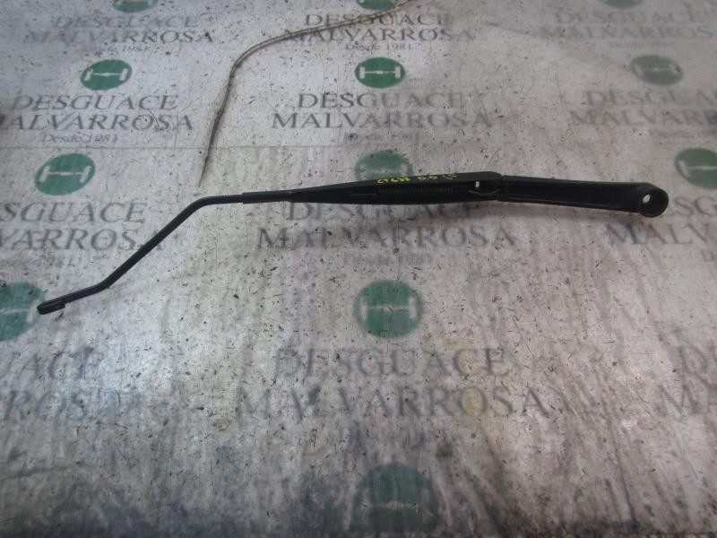 Recambio de brazo limpia delantero derecho para chevrolet cruze hatchback 1.6 cat referencia OEM IAM 95971329  