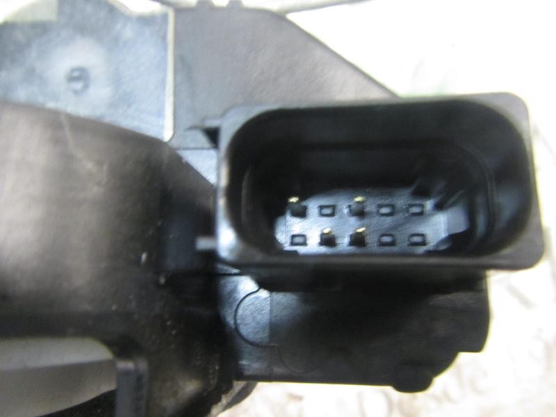 Recambio de cerradura puerta delantera derecha para chevrolet cruze hatchback 1.6 cat referencia OEM IAM 13579523 1358277 