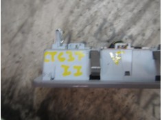 Recambio de piloto interior para chevrolet cruze hatchback 1.6 cat referencia OEM IAM 95027402   2