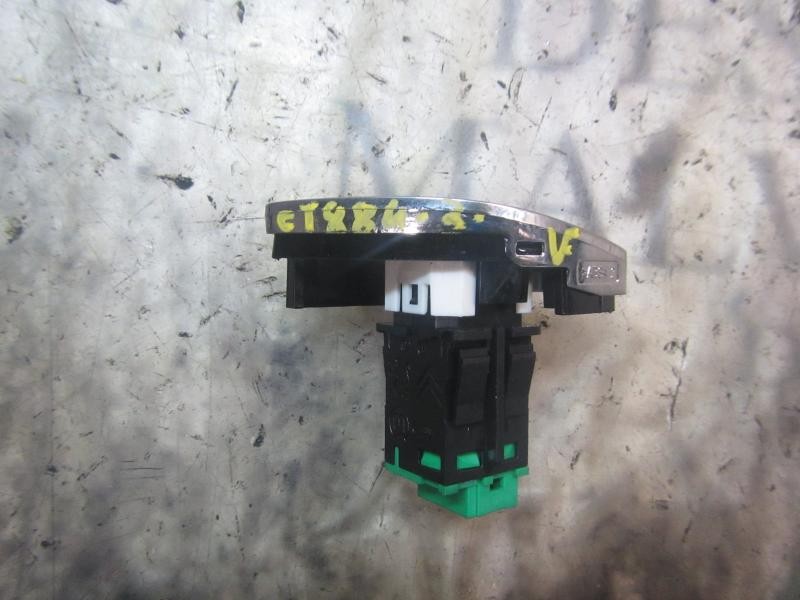 Recambio de modulo electronico para citroën c3 collection referencia OEM IAM 6490ET  