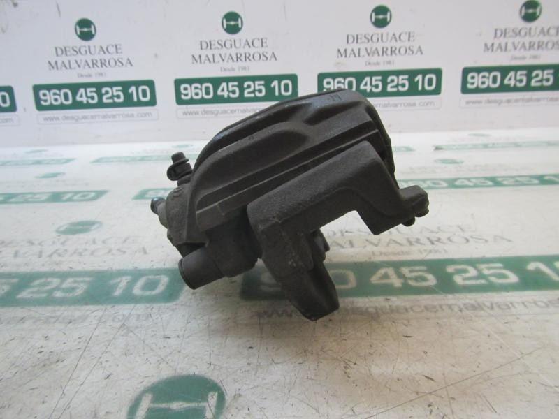 Recambio de pinza freno delantera derecha para bmw serie 1 berlina (e81/e87) 120d referencia OEM IAM 34116766682  