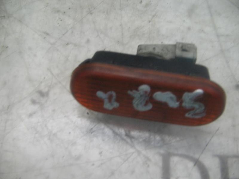 Recambio de piloto lateral derecho para seat ibiza (6k) glx referencia OEM IAM   