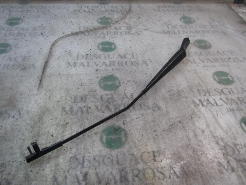 Recambio de brazo limpia delantero derecho para audi a3 (8p) 2.0 tdi ambiente referencia OEM IAM 8P1955410A  