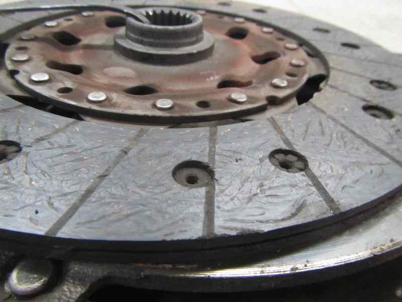 Recambio de kit embrague para toyota auris 2.0 d-4d cat referencia OEM IAM   