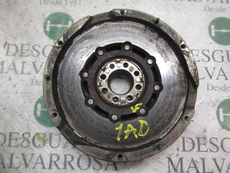 Recambio de volante motor para toyota auris 2.0 d-4d cat referencia OEM IAM   