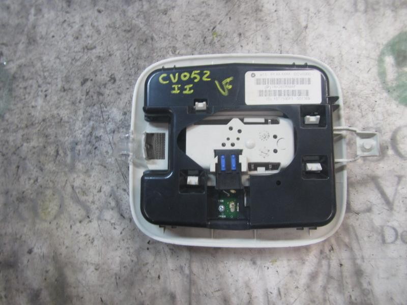 Recambio de piloto interior para chrysler jeep compass limited referencia OEM IAM 1BX26DW1AD  