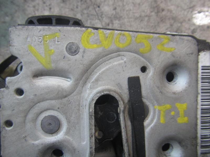 Recambio de cerradura puerta trasera izquierda para chrysler jeep compass limited referencia OEM IAM 4589415AA  