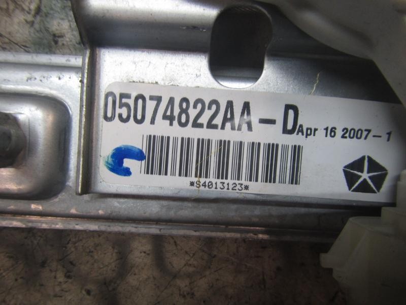Recambio de elevalunas trasero derecho para chrysler jeep compass limited referencia OEM IAM 68002888AA 05074822AA 