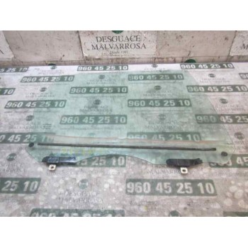 CRISTAL PUERTA TRASERO DERECHO 823000010R 