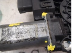 Recambio de motor elevalunas delantero izquierdo para opel astra h caravan elegance referencia OEM IAM    2