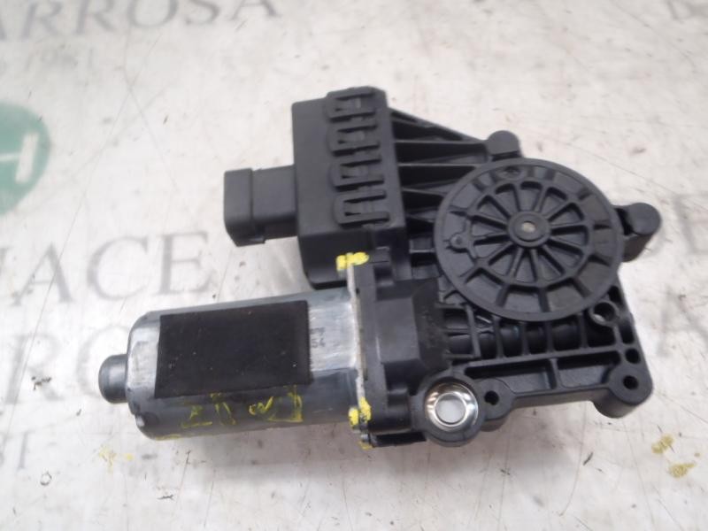Recambio de motor elevalunas delantero izquierdo para opel astra h ber. 1.6 16v referencia OEM IAM   