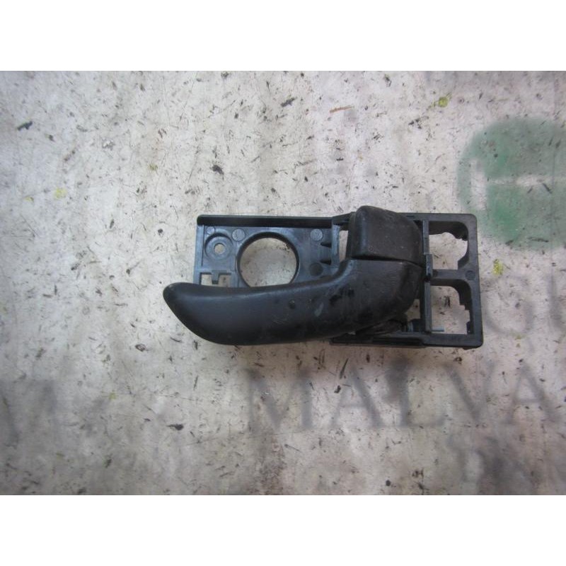 Recambio de maneta interior trasera derecha para hyundai i10 1.1 12v cat referencia OEM IAM 826200X0004X  