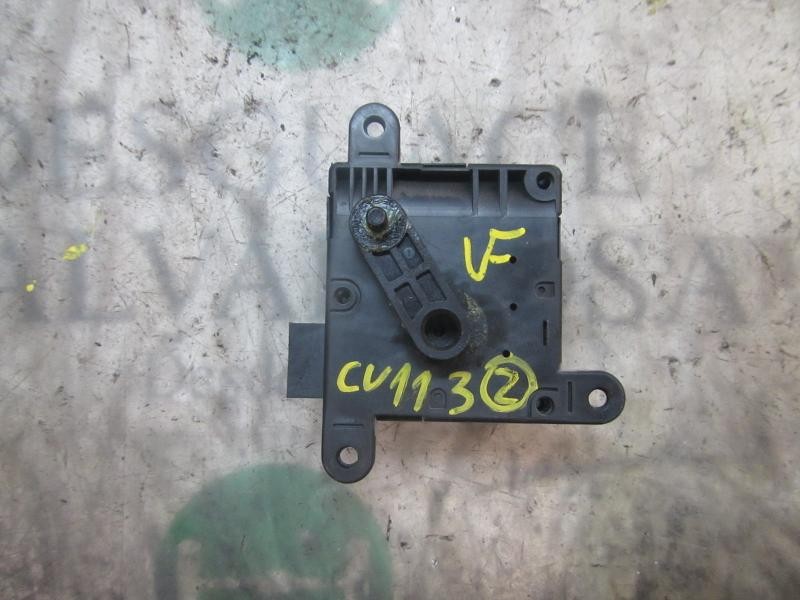 Recambio de motor apertura trampillas climatizador para hyundai i10 1.1 12v cat referencia OEM IAM   