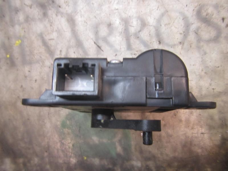 Recambio de motor apertura trampillas climatizador para hyundai i10 1.1 12v cat referencia OEM IAM   