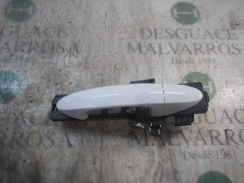 Recambio de maneta exterior delantera derecha para ford fiesta (ccn) trend referencia OEM IAM 1788863  