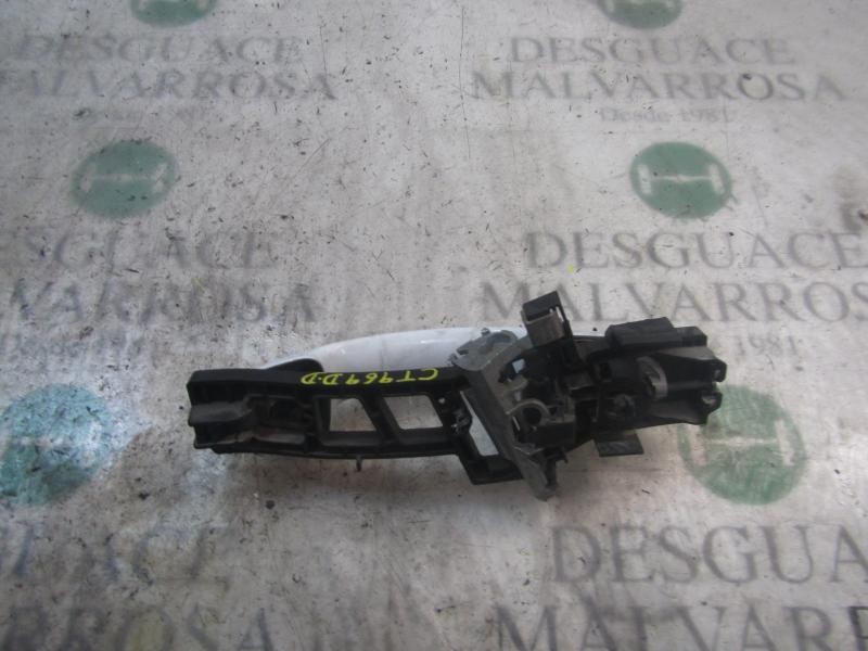 Recambio de maneta exterior delantera derecha para ford fiesta (ccn) trend referencia OEM IAM 1788863  