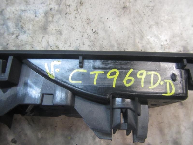 Recambio de maneta interior delantera derecha para ford fiesta (ccn) trend referencia OEM IAM 2146021  