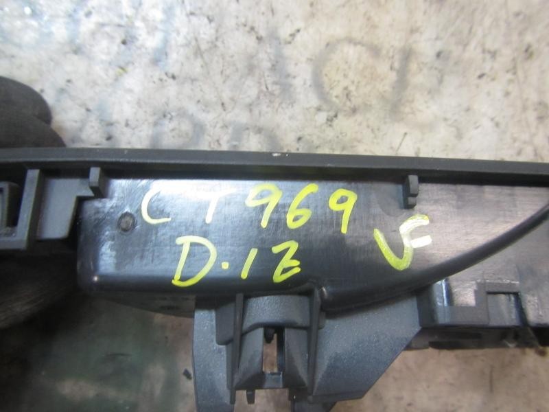 Recambio de maneta interior delantera izquierda para ford fiesta (ccn) trend referencia OEM IAM 2146028  