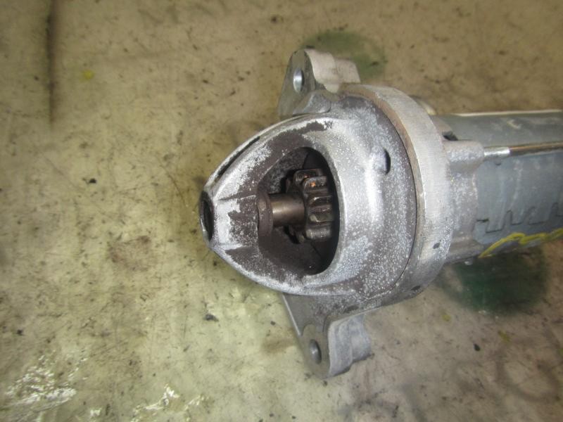 Recambio de motor arranque para ford fiesta (ccn) trend referencia OEM IAM 1734633 8V2111000AE 