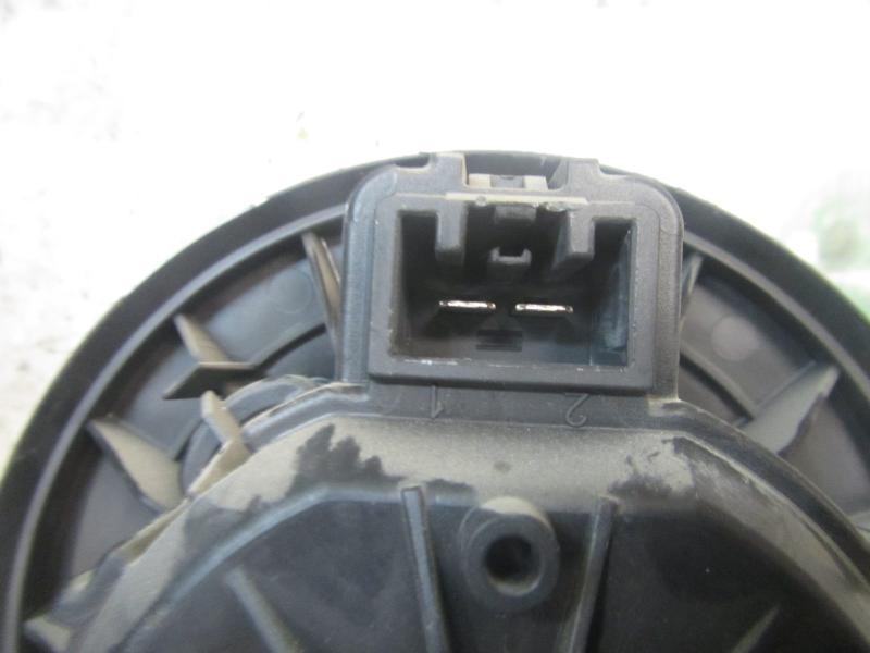 Recambio de motor calefaccion para ford fiesta (ccn) trend referencia OEM IAM 1790329 0130115551 0130115551